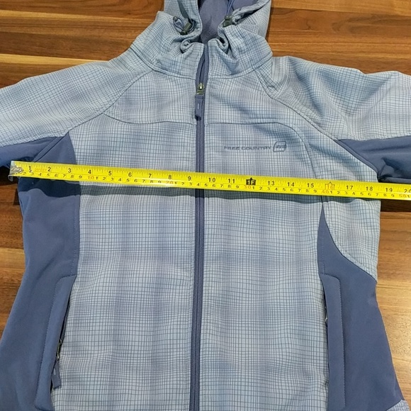 Free Country Jacket 🌟 - Picture 5 of 7